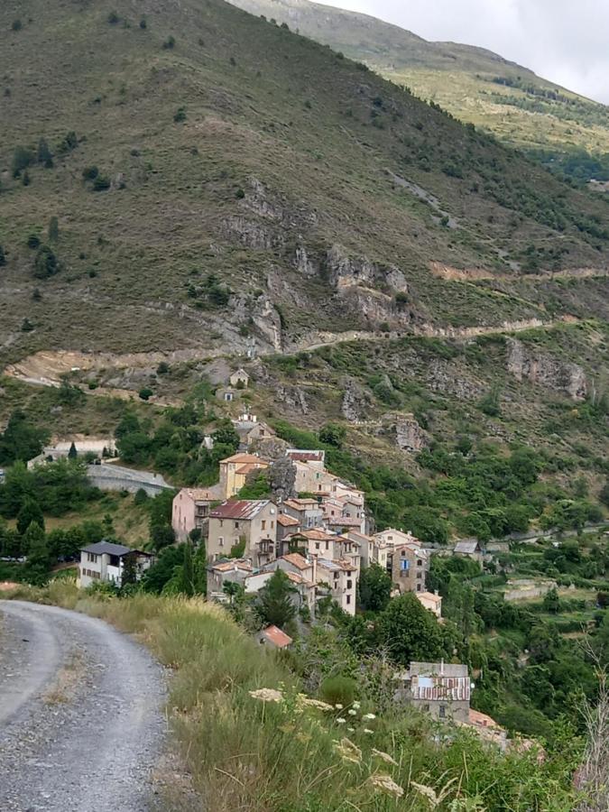 Gites De Pierlas Exterior foto